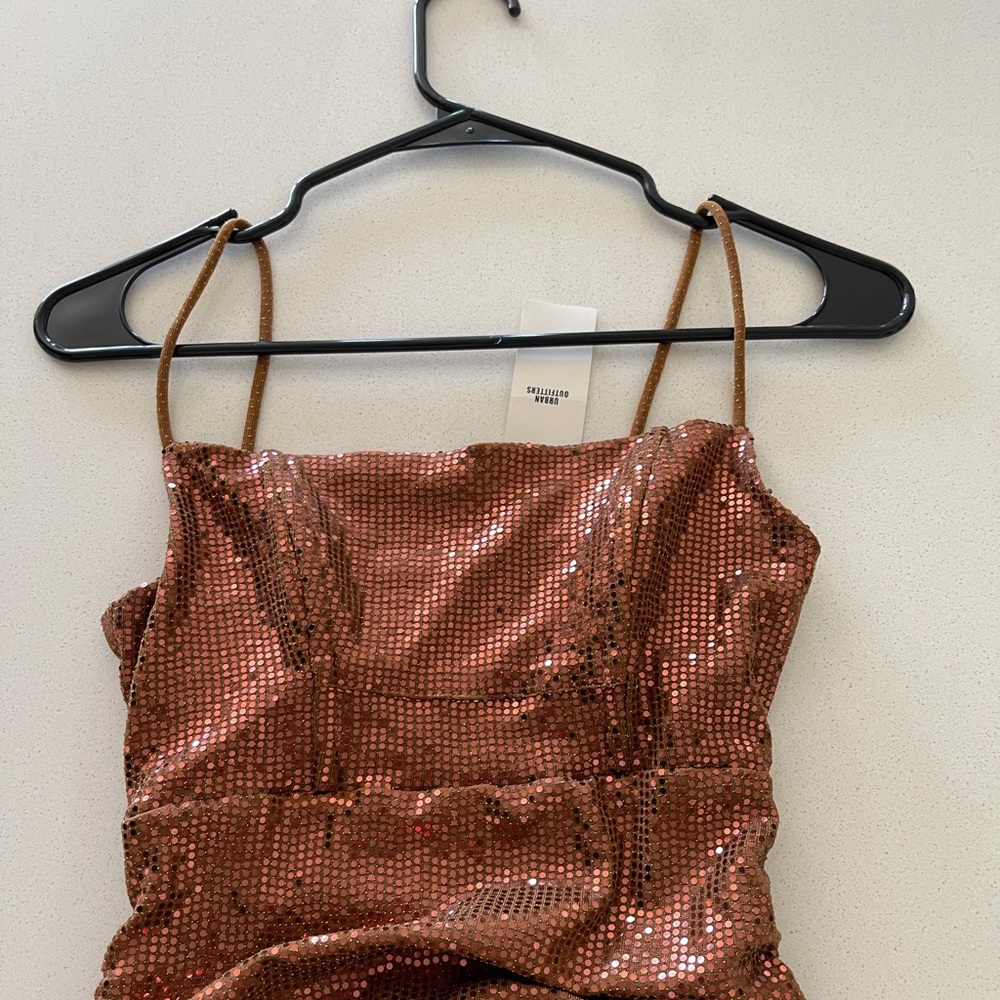 Dress - Picture 4 of 5